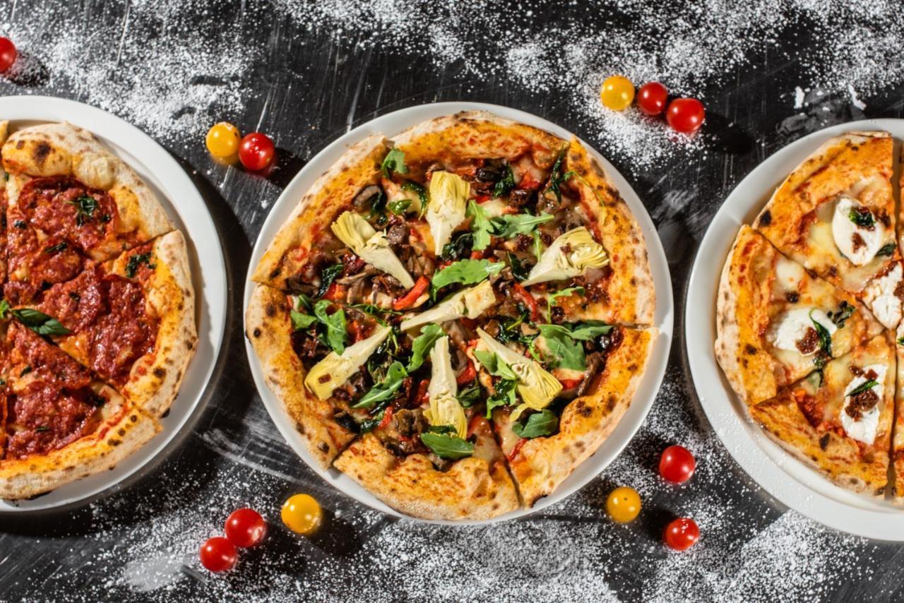 אבו דאבי Officers Club & Hotel מראה חיצוני תמונה Pizzas from the restaurant